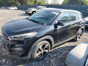  Salvage Hyundai TUCSON