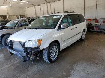 Salvage Chrysler Minivan