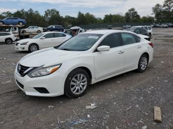  Salvage Nissan Altima