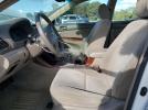 Toyota Camry Le Image 7