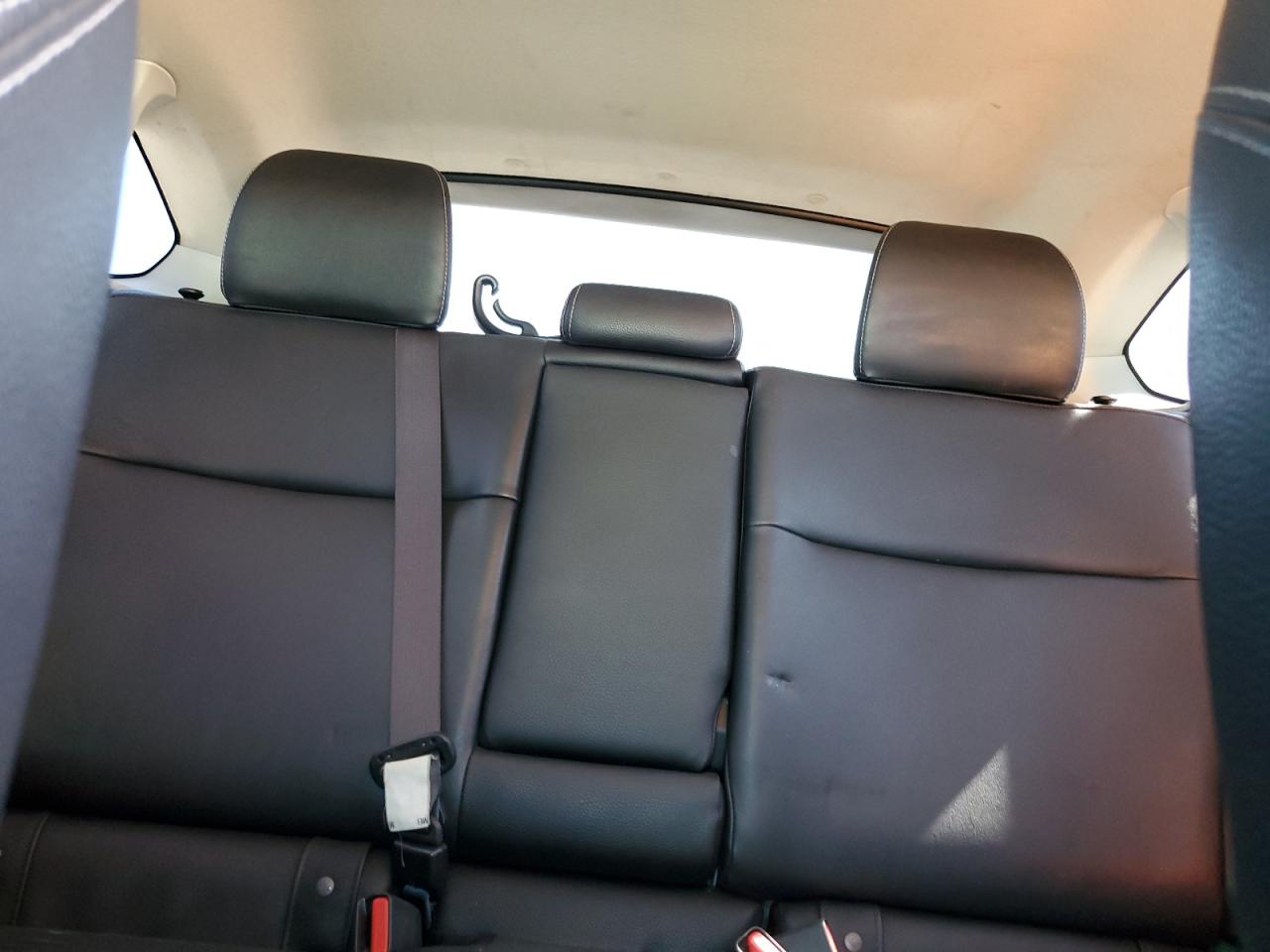 Subaru Xv 2.0 Limited Image 8