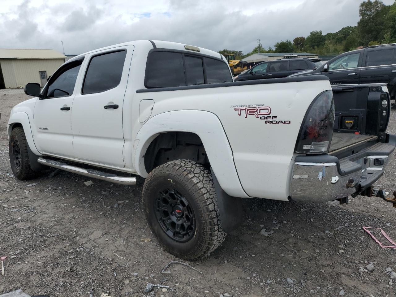 Toyota Tacoma Double Cab Prerunner Image 2