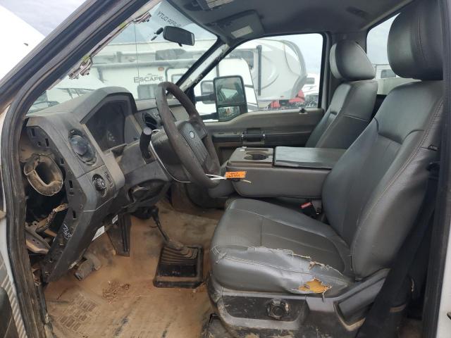 Ford F-550 Super Duty Image 11