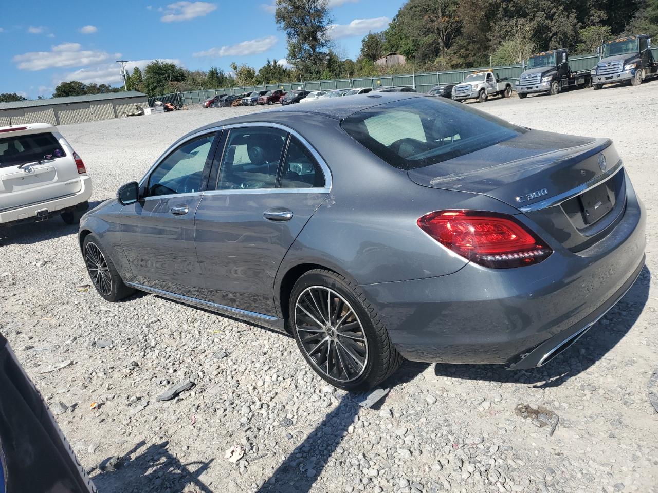 Mercedes-Benz C-Class 300 Image 3