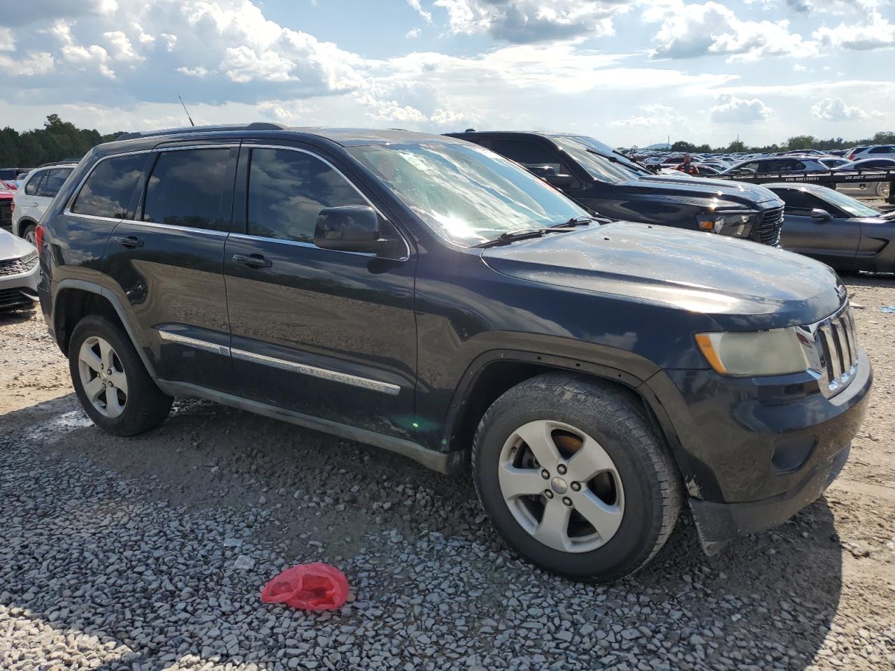 Jeep Grand Cherokee Laredo Image 6