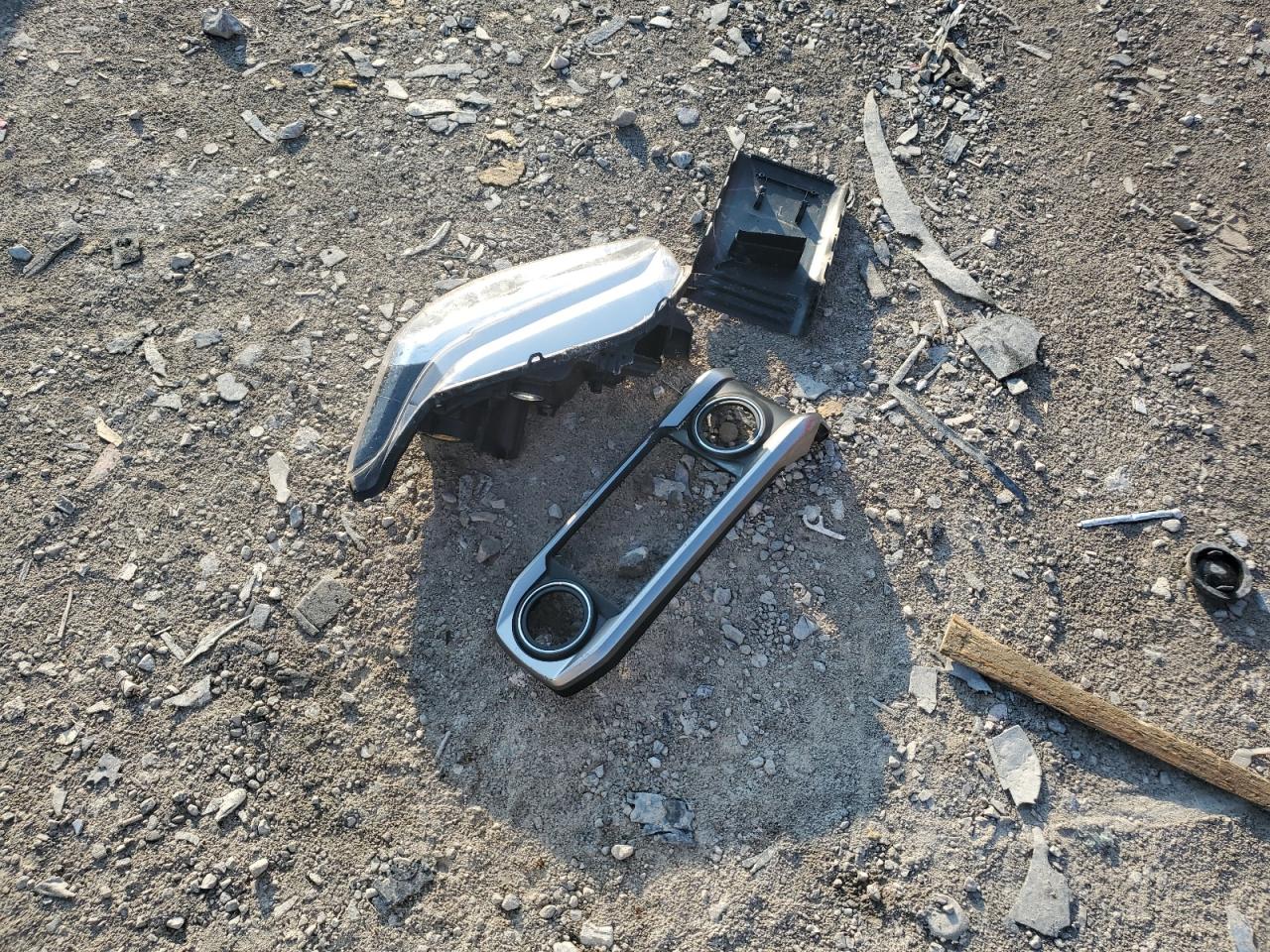 Toyota Tacoma Double Cab Image 13