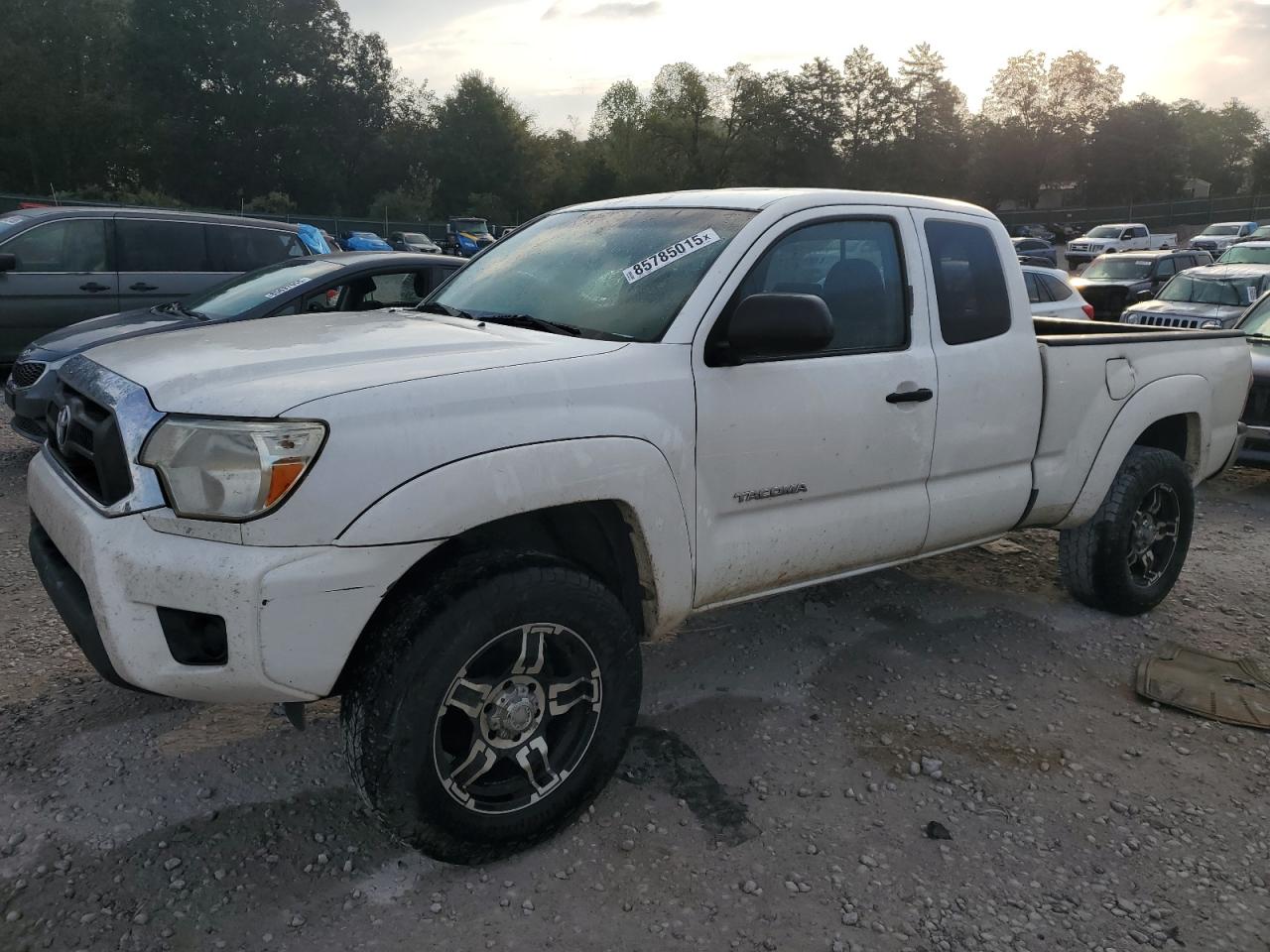 Toyota Tacoma Access Cab Image 1