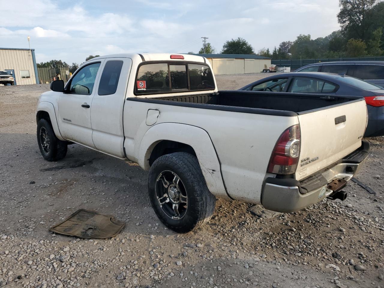 Toyota Tacoma Access Cab Image 6