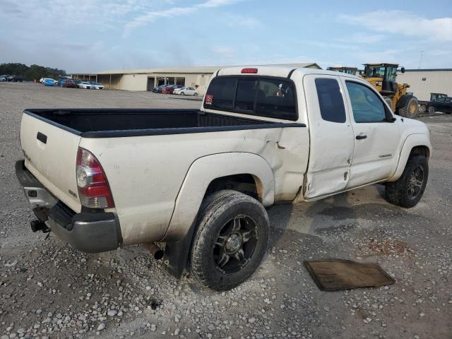 Toyota Tacoma Access Cab Image 3