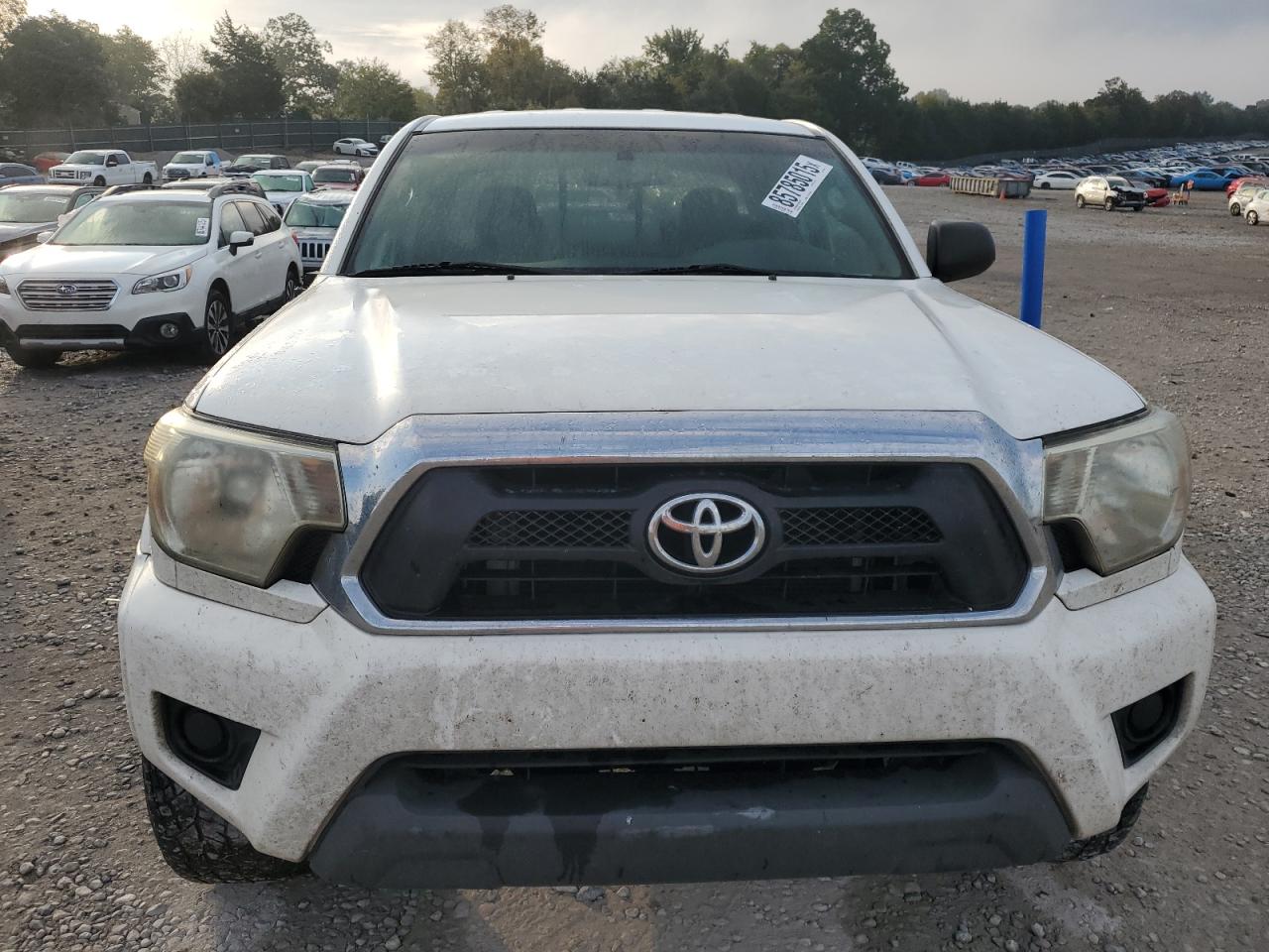 Toyota Tacoma Access Cab Image 4