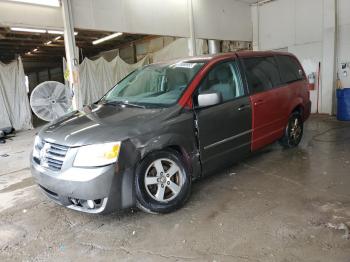  Salvage Dodge Caravan
