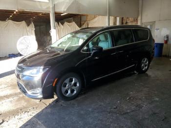  Salvage Chrysler Pacifica