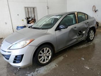  Salvage Mazda 3