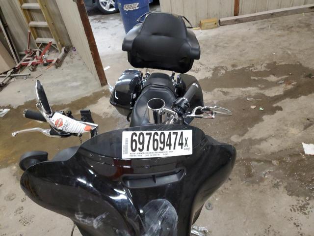 Harley-Davidson Fl Image 4