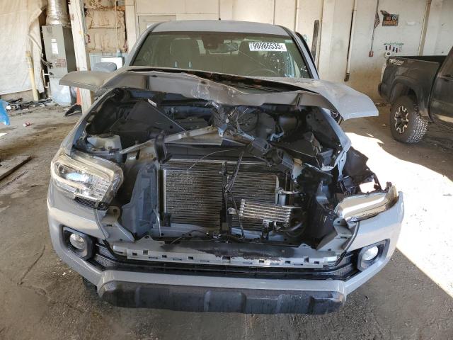 Toyota Tacoma Double Cab Image 10