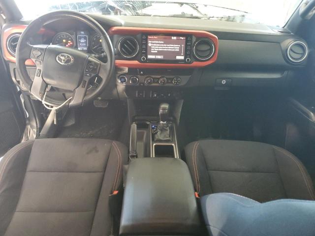 Toyota Tacoma Double Cab Image 3