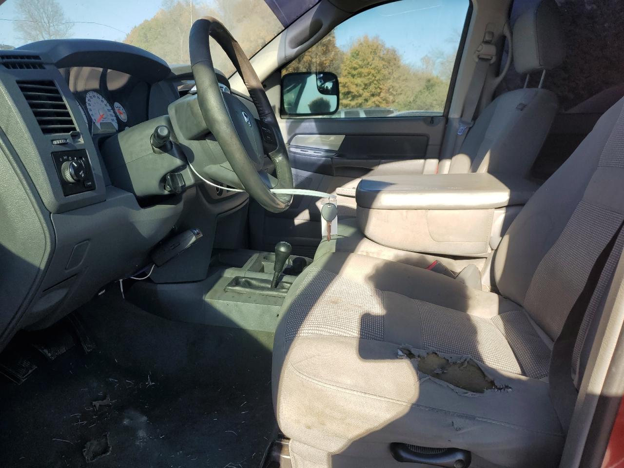 Dodge Ram 2500 St Image 12