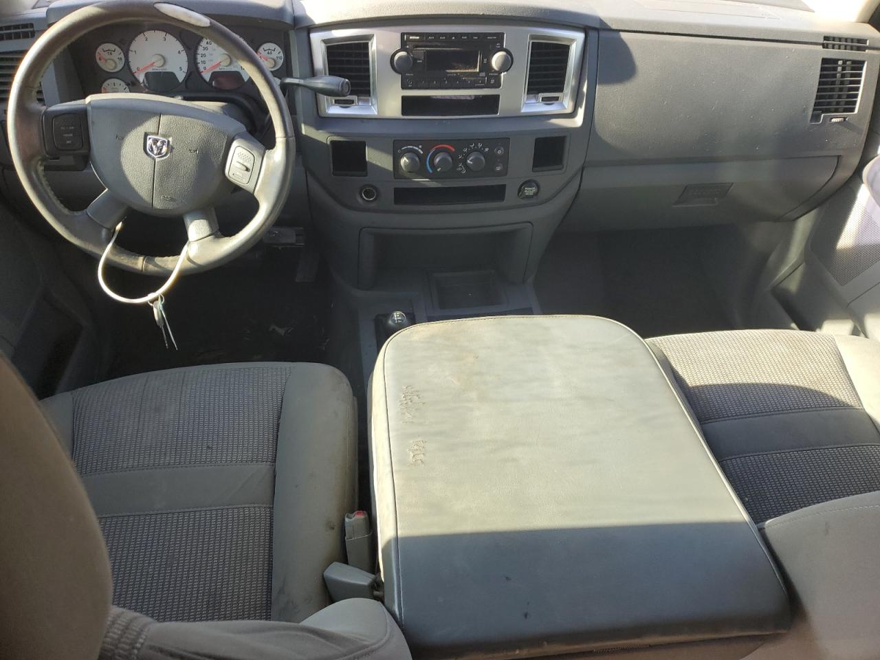 Dodge Ram 2500 St Image 10