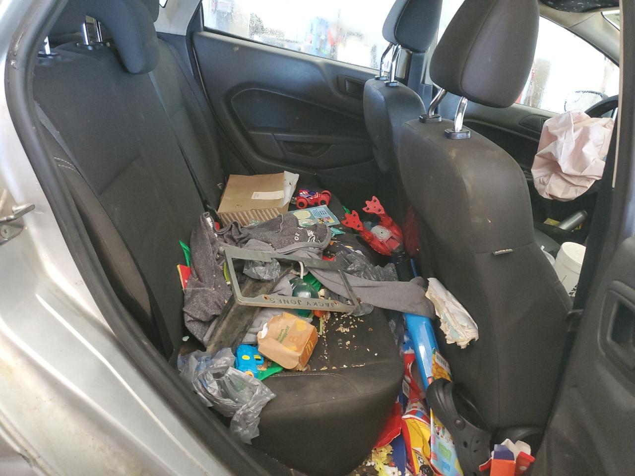 Ford Fiesta Se Image 8