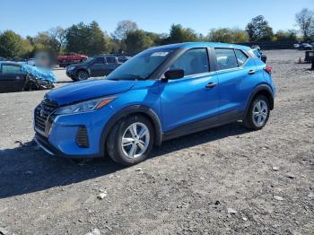  Salvage Nissan Kicks