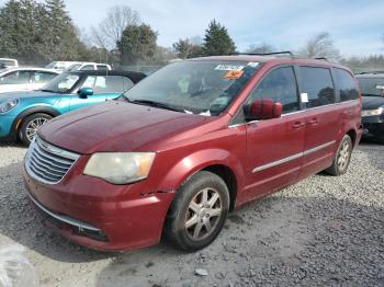  Salvage Chrysler Minivan
