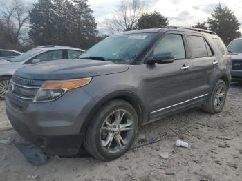  Salvage Ford Explorer