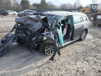  Salvage Volkswagen Golf