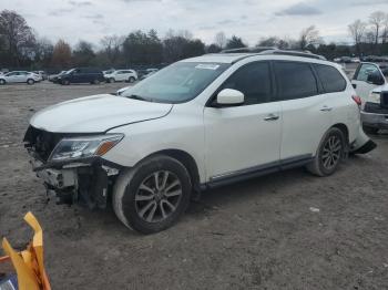  Salvage Nissan Pathfinder