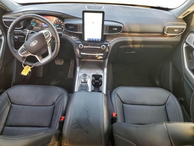 Ford Explorer Limited Image 11