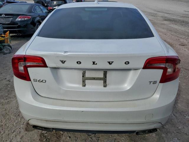 Volvo S60 Premier Image 8