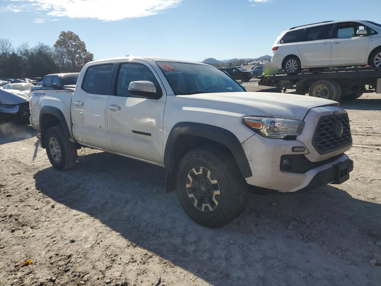Toyota Tacoma Double Cab Image 7