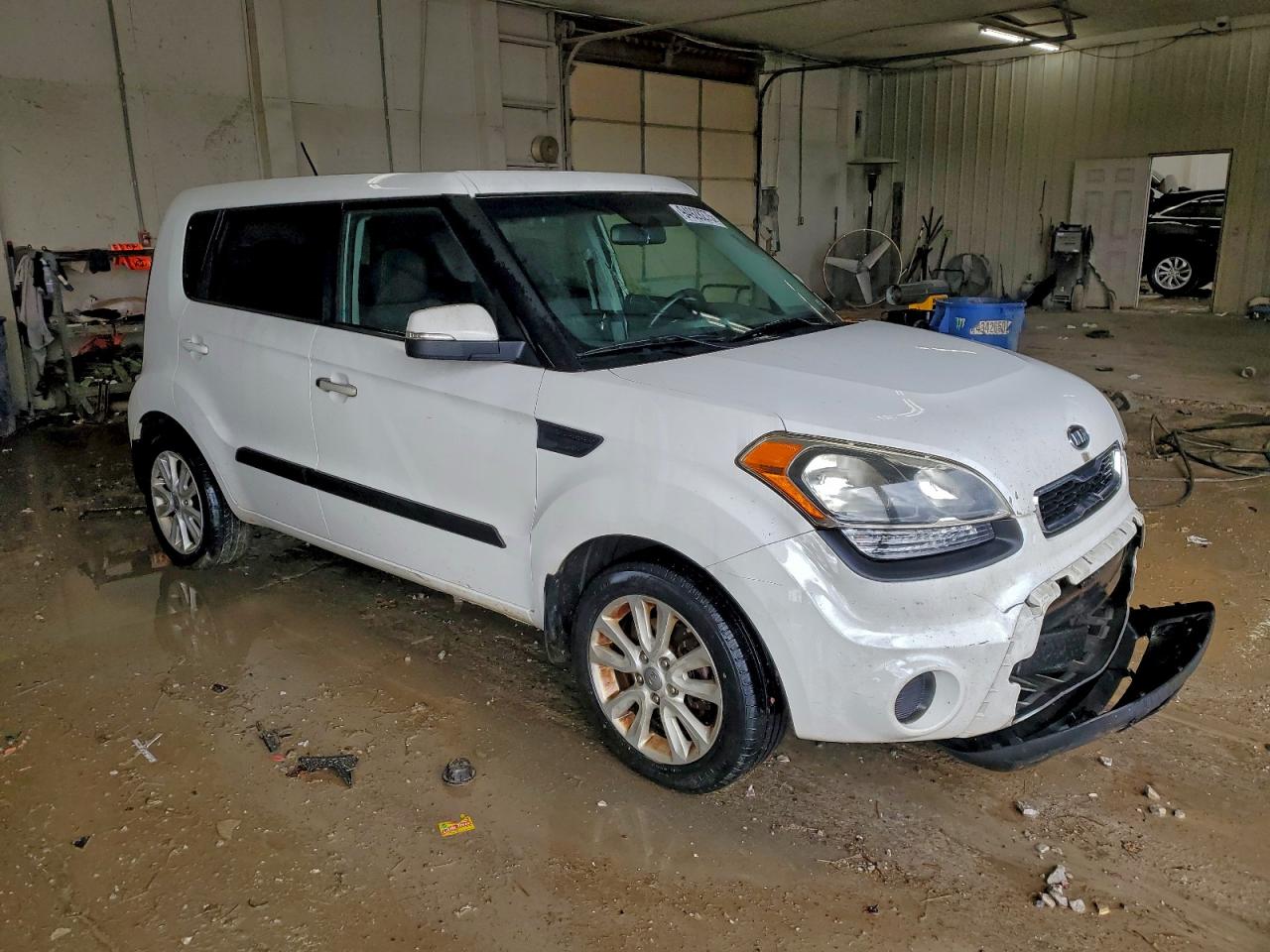 Kia Soul + Image 3