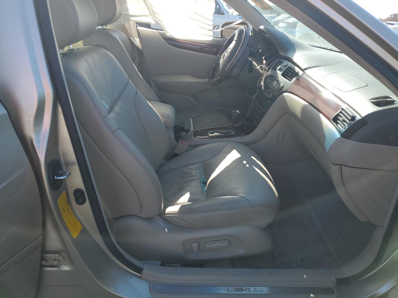 Lexus Es 300 Image 8