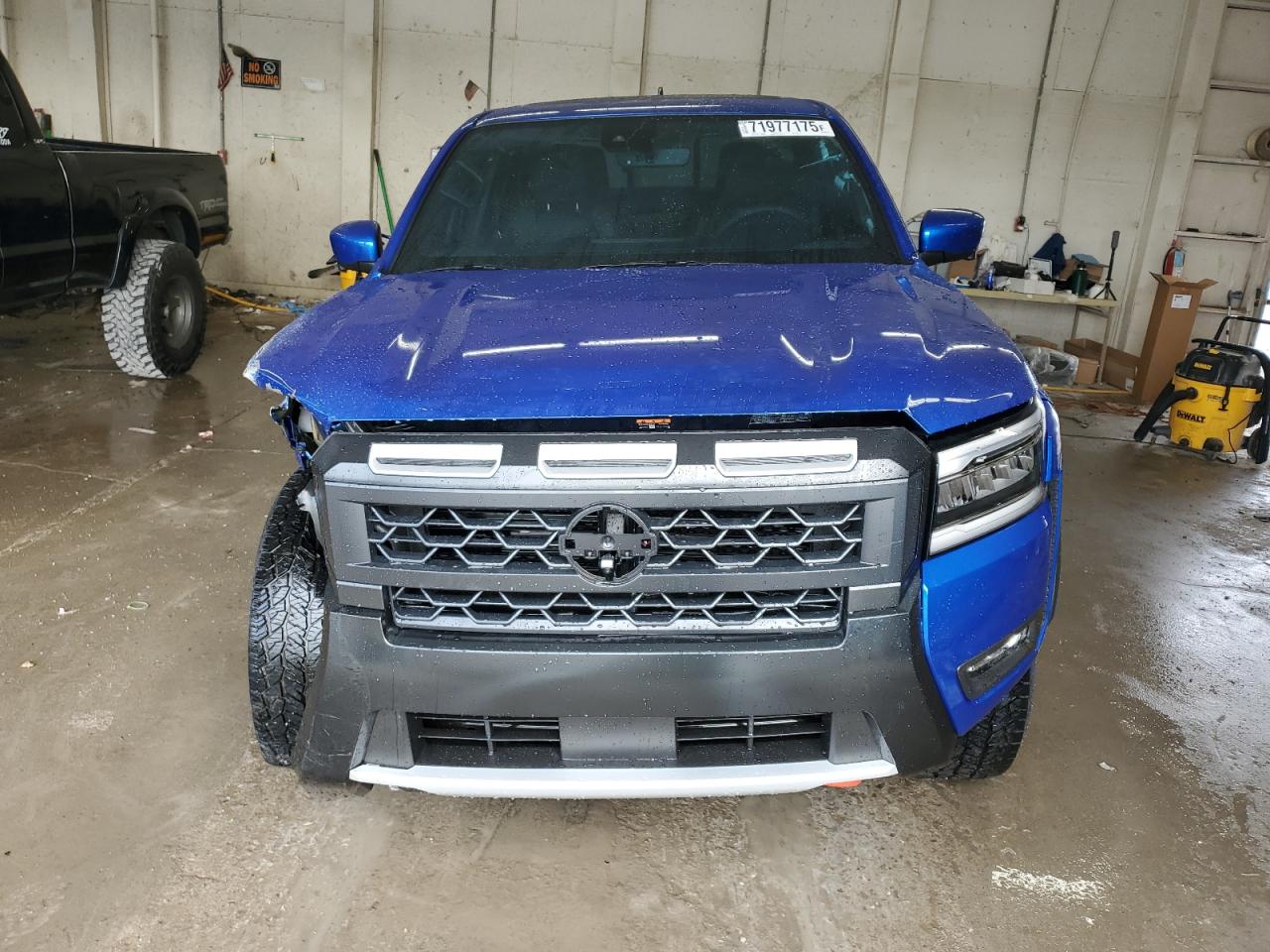 Nissan Frontier S Image 7