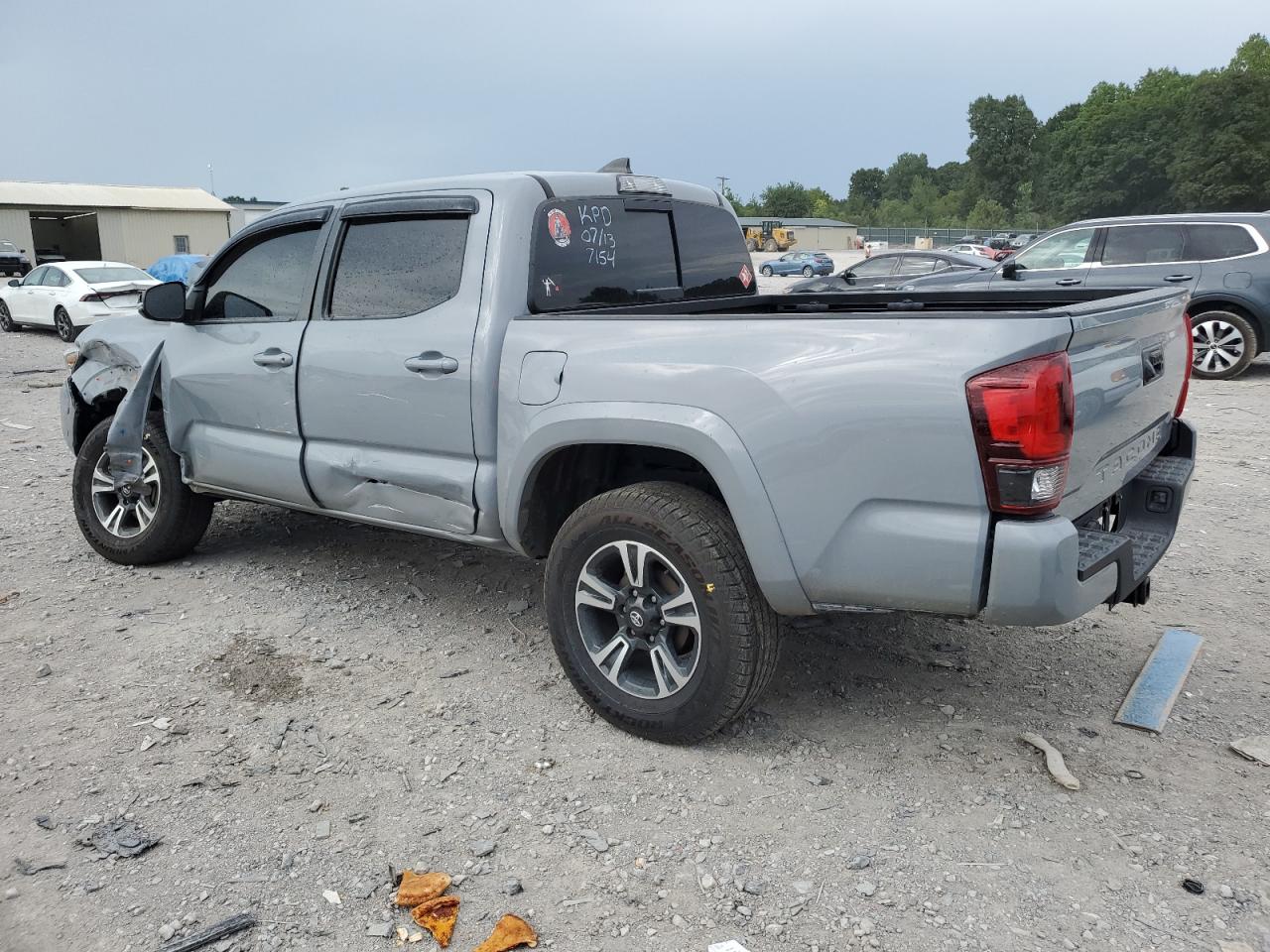 Toyota Tacoma Double Cab Image 2