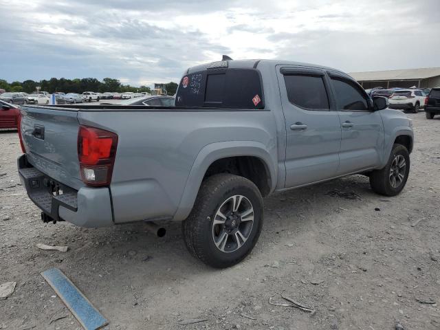 Toyota Tacoma Double Cab Image 3