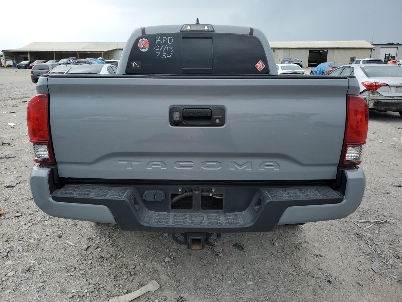 Toyota Tacoma Double Cab Image 5