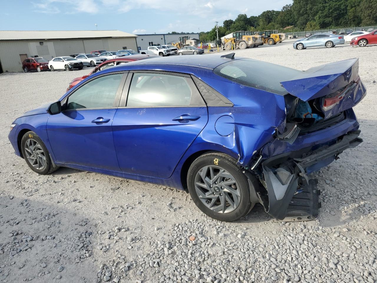 Hyundai ELANTRA Sel Image 6