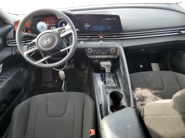 Hyundai ELANTRA Sel Image 10