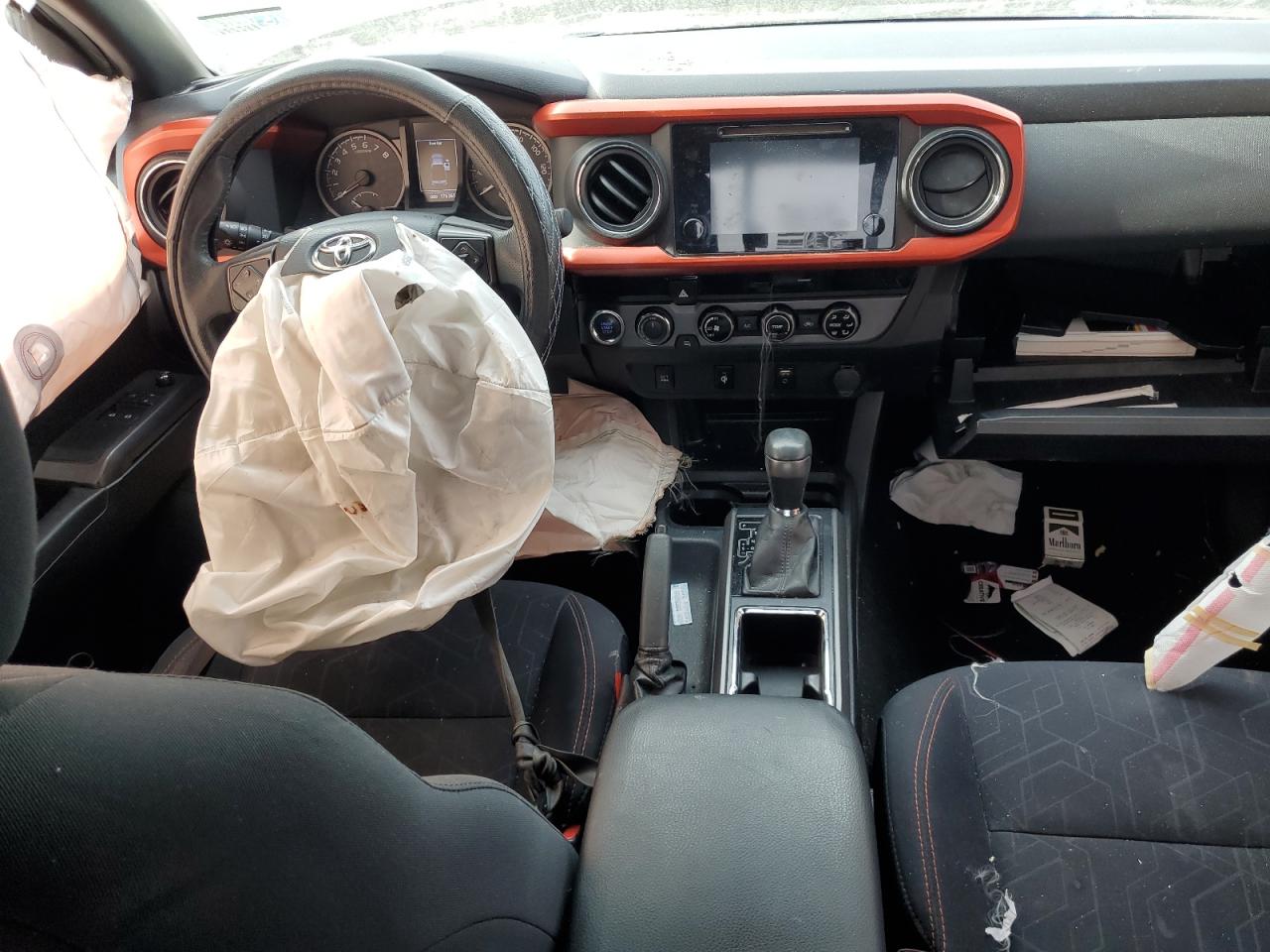 Toyota Tacoma Access Cab Image 7