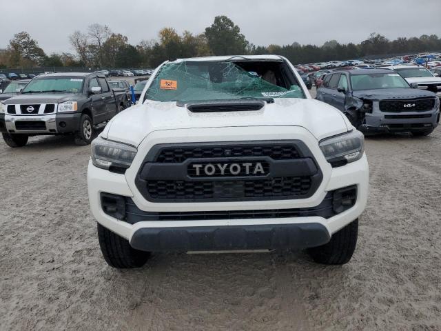Toyota Tacoma Double Cab Image 7