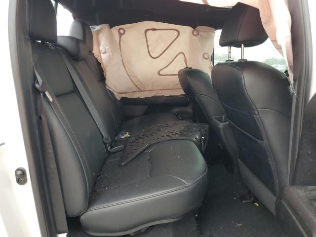 Toyota Tacoma Double Cab Image 11