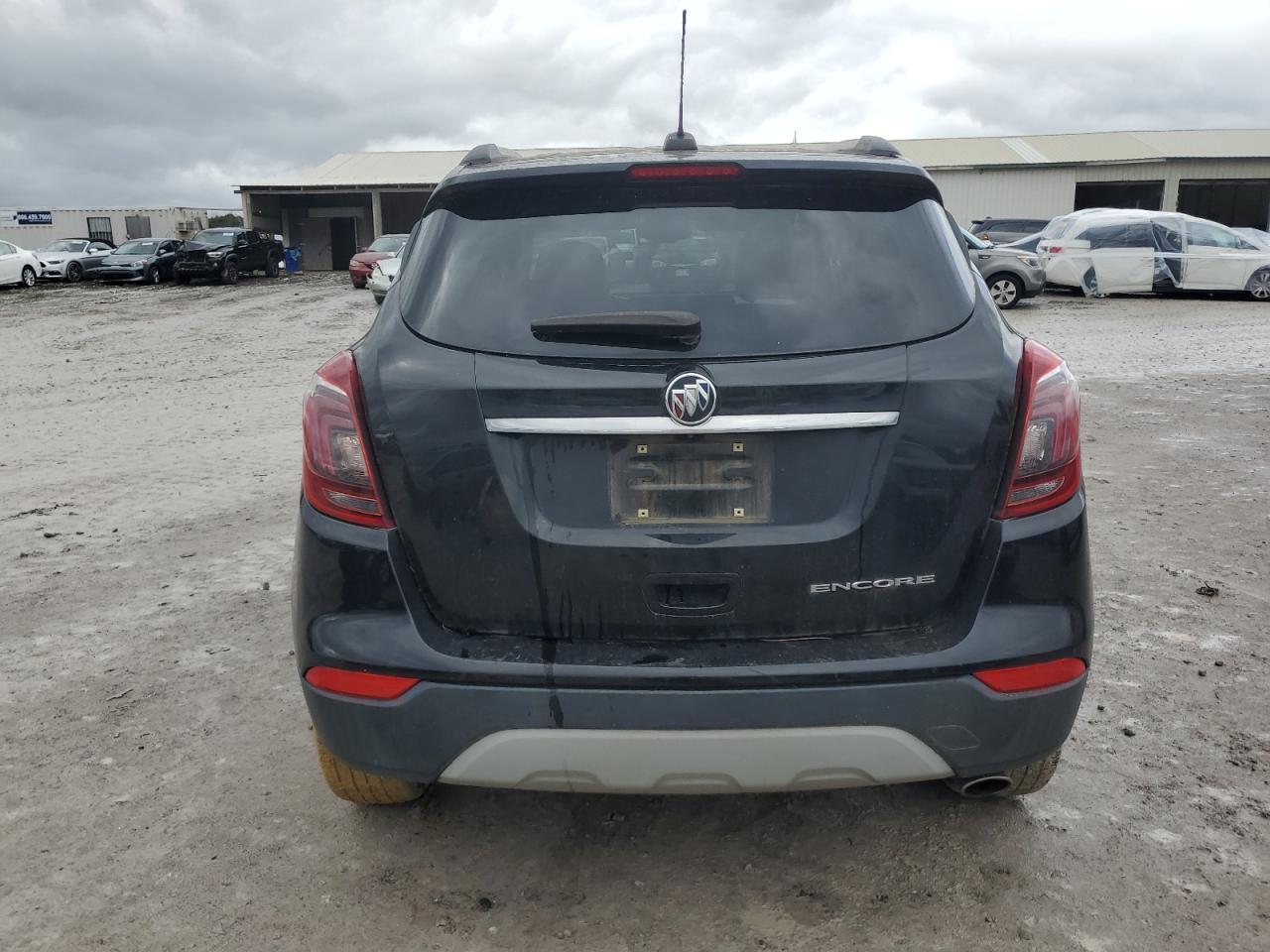 Buick Encore Essence Image 8