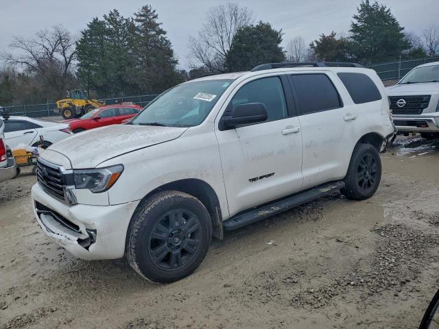  Salvage Toyota Sequoia