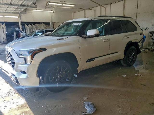  Salvage Toyota Sequoia