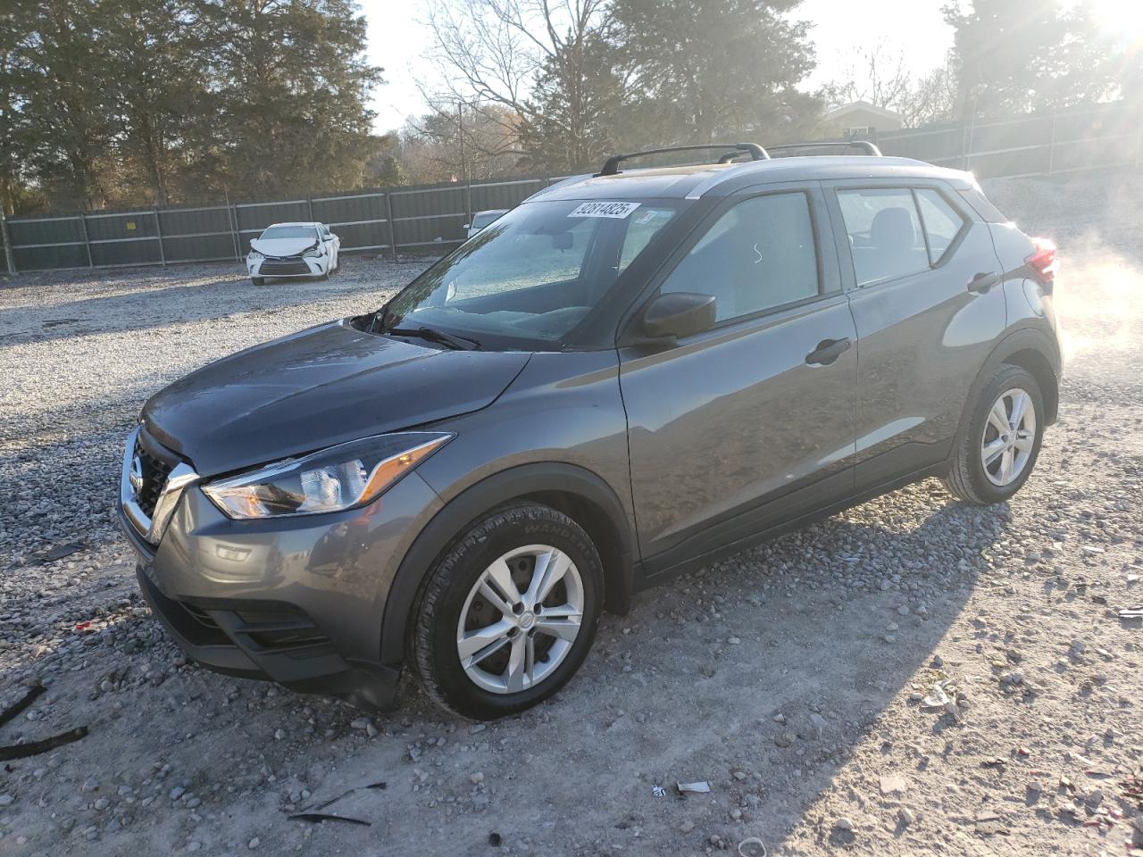 Nissan Kicks S Image 1