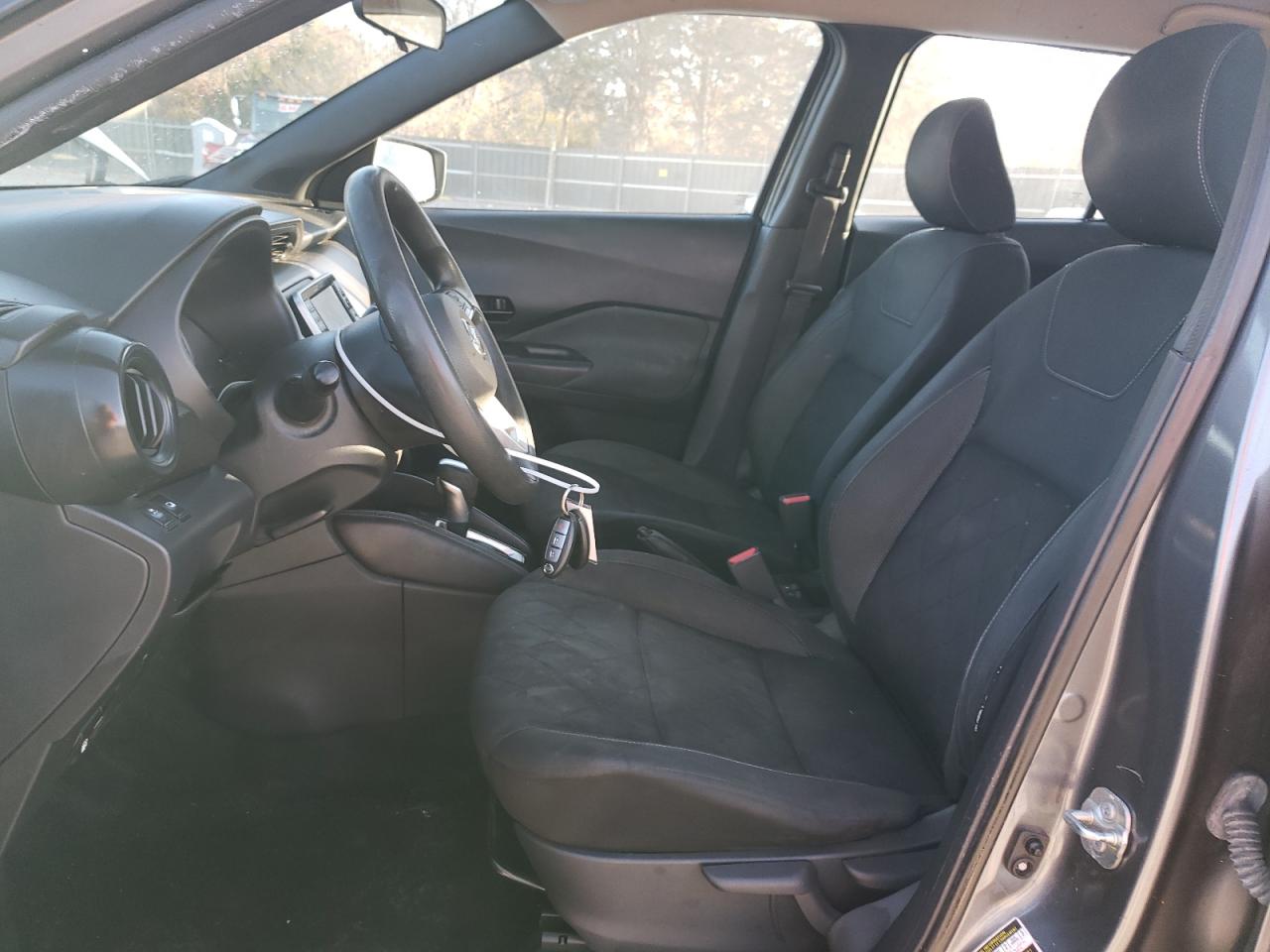 Nissan Kicks S Image 7