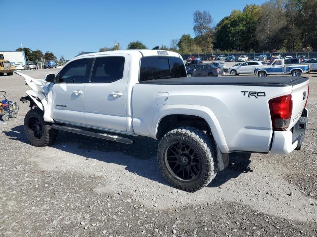 Toyota Tacoma Double Cab Image 10