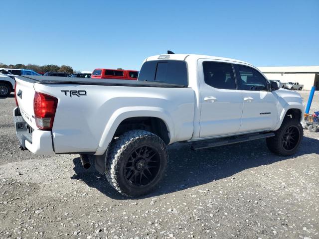 Toyota Tacoma Double Cab Image 7
