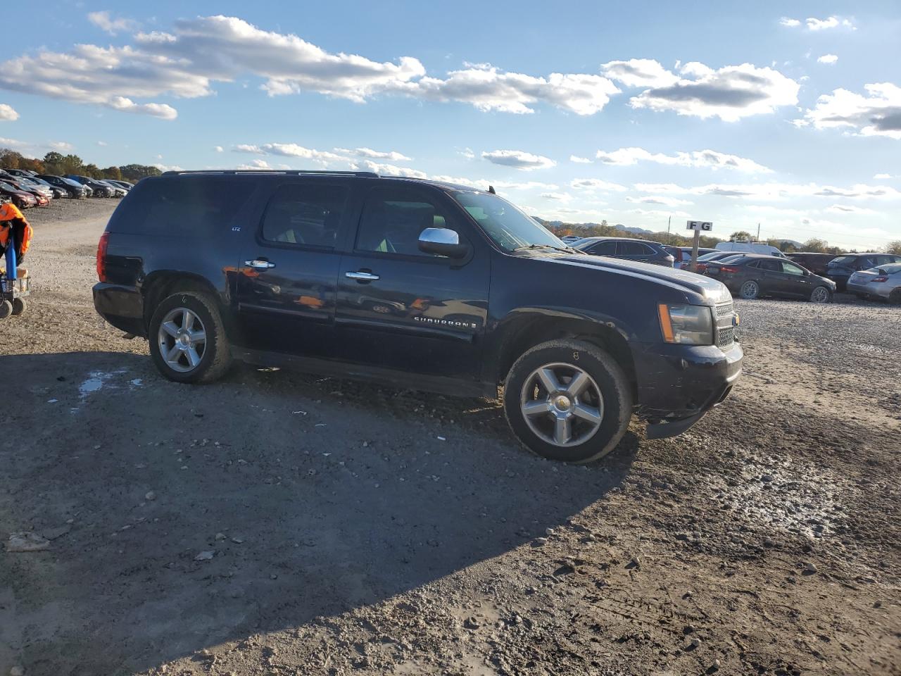 Chevrolet Suburban K1500 Ls Image 2